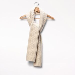 Love & Lore | Cable Knit Scarf | Ivory